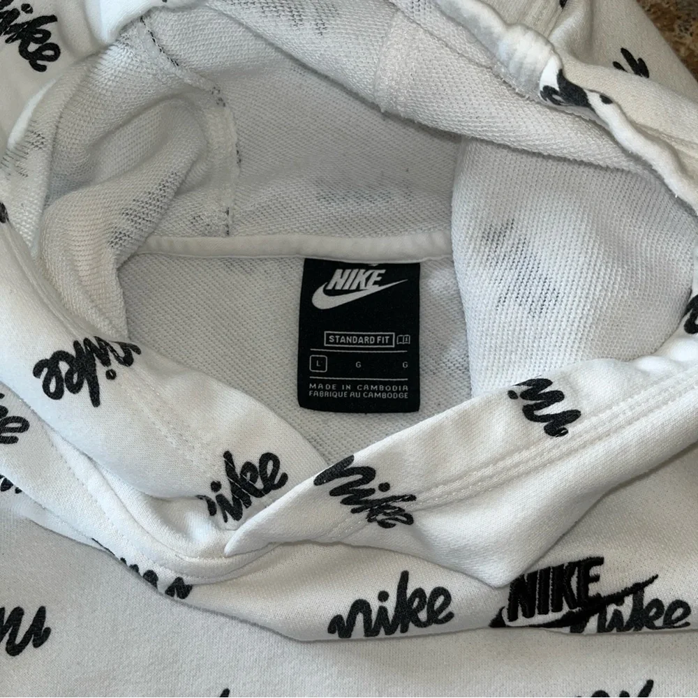 Nike Big Kids L Pullover Hoodie Sweatshirt White Black All Over Logo Print Rare